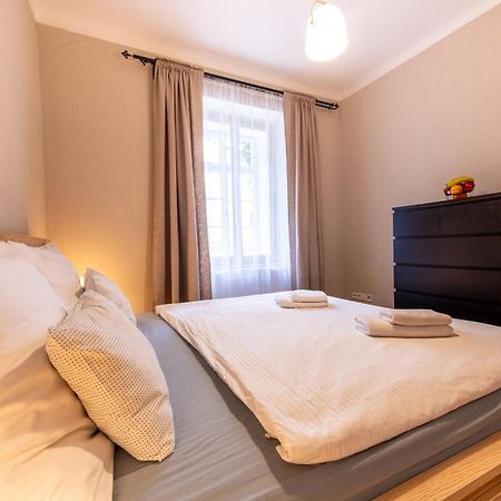 Prague Locals Monastery Apartments Экстерьер фото