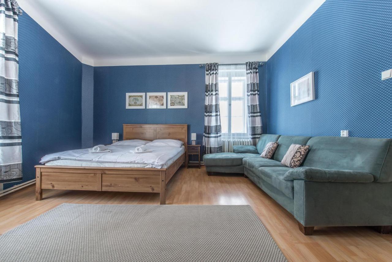 Prague Locals Monastery Apartments Экстерьер фото