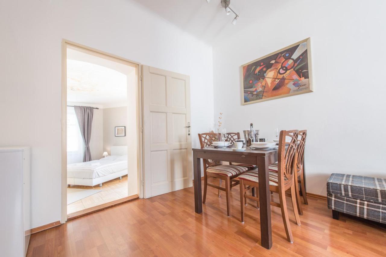 Prague Locals Monastery Apartments Экстерьер фото
