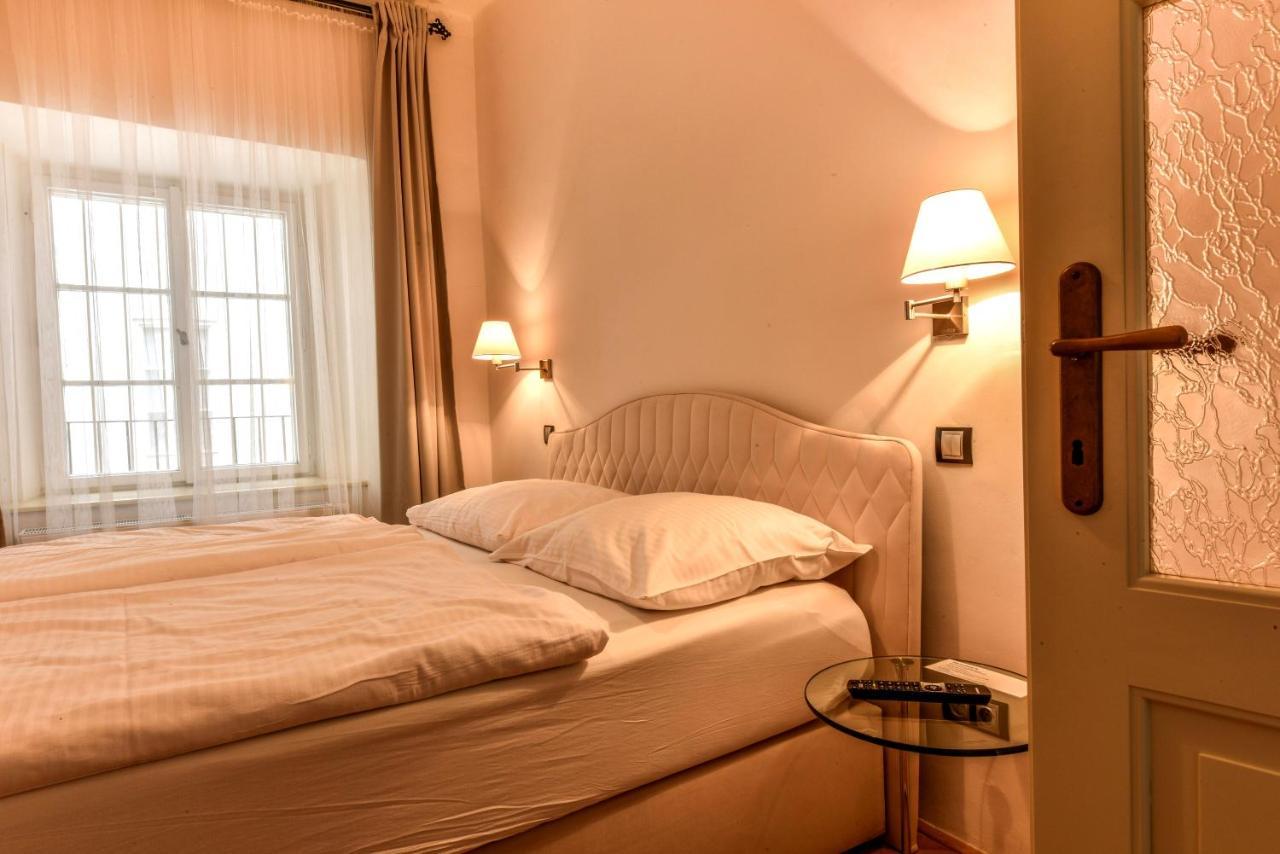 Prague Locals Monastery Apartments Экстерьер фото