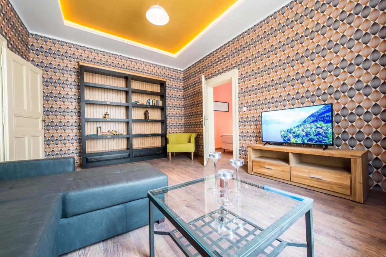 Prague Locals Monastery Apartments Экстерьер фото