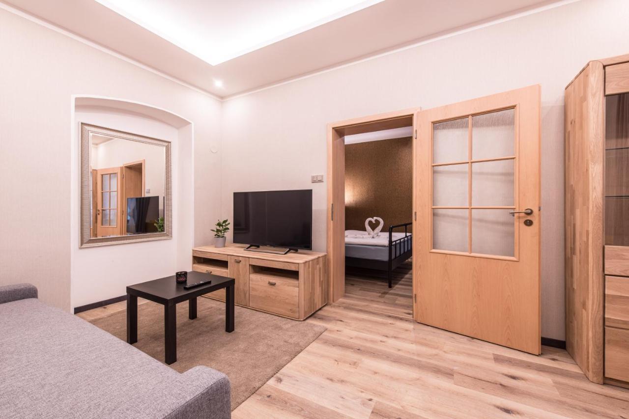 Prague Locals Monastery Apartments Экстерьер фото