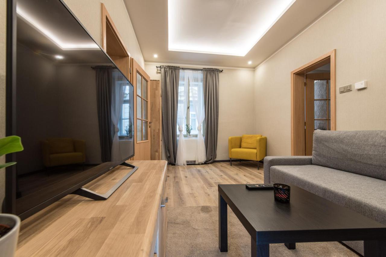 Prague Locals Monastery Apartments Экстерьер фото