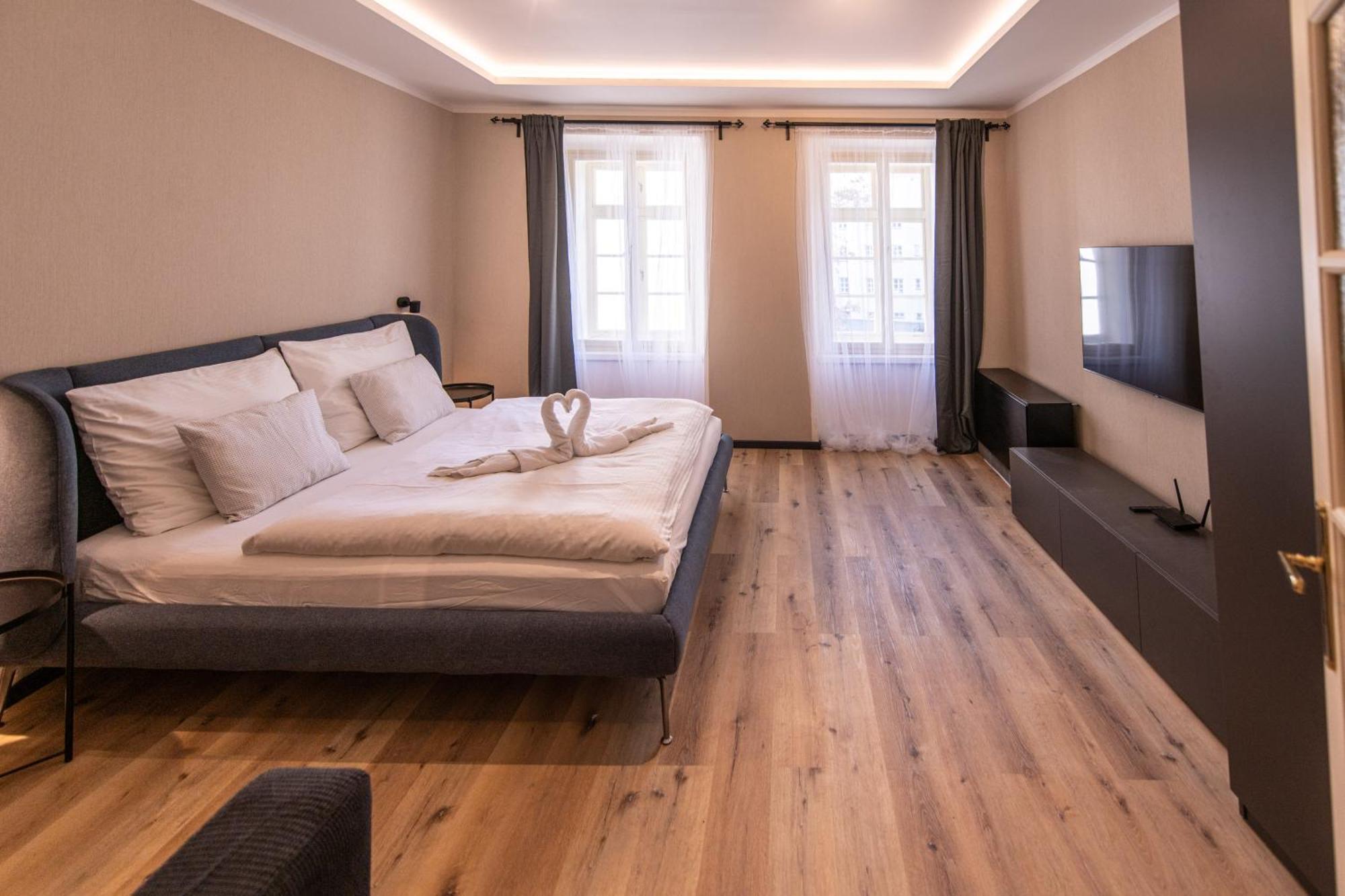 Prague Locals Monastery Apartments Экстерьер фото