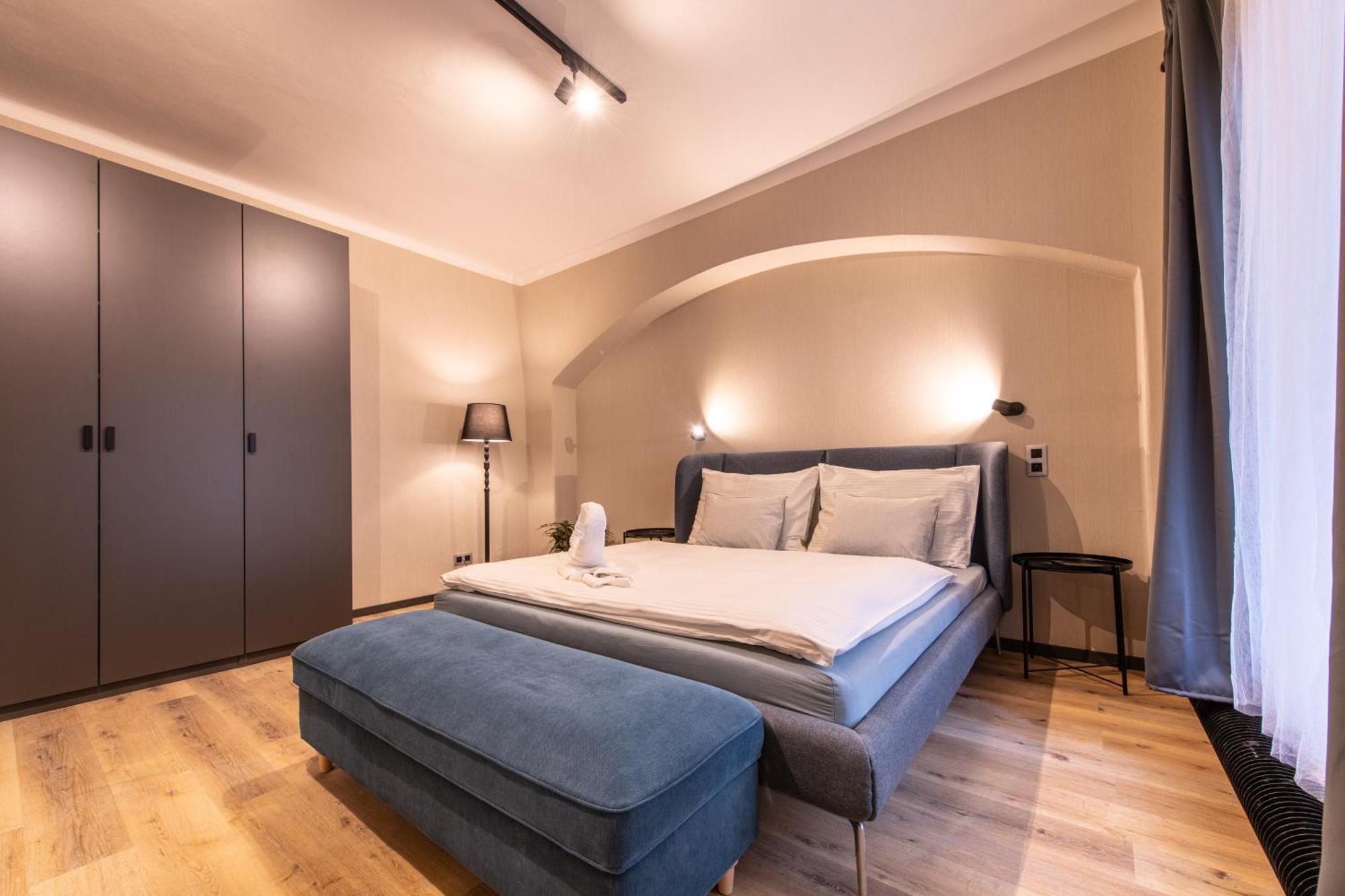 Prague Locals Monastery Apartments Экстерьер фото