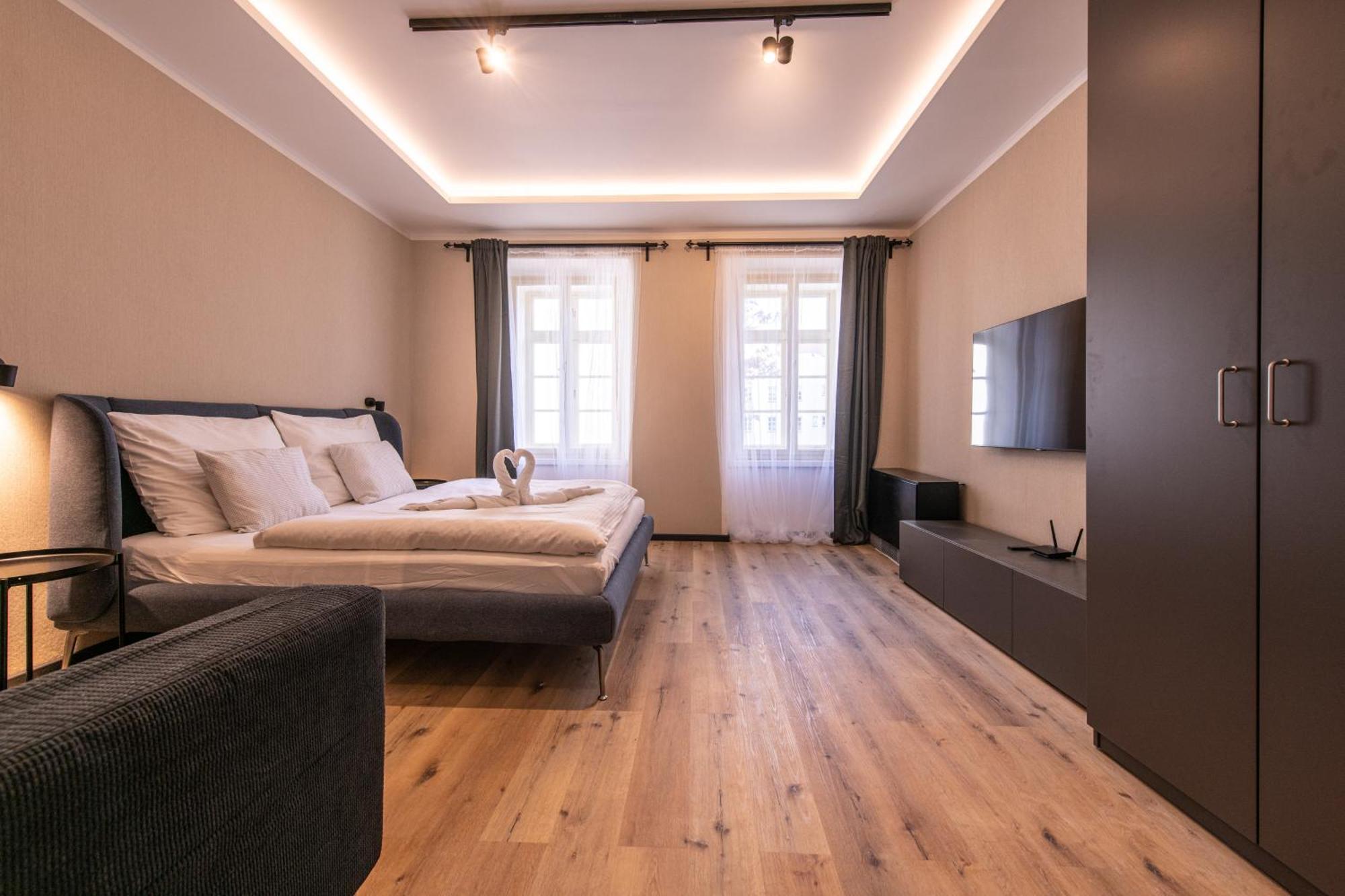 Prague Locals Monastery Apartments Экстерьер фото