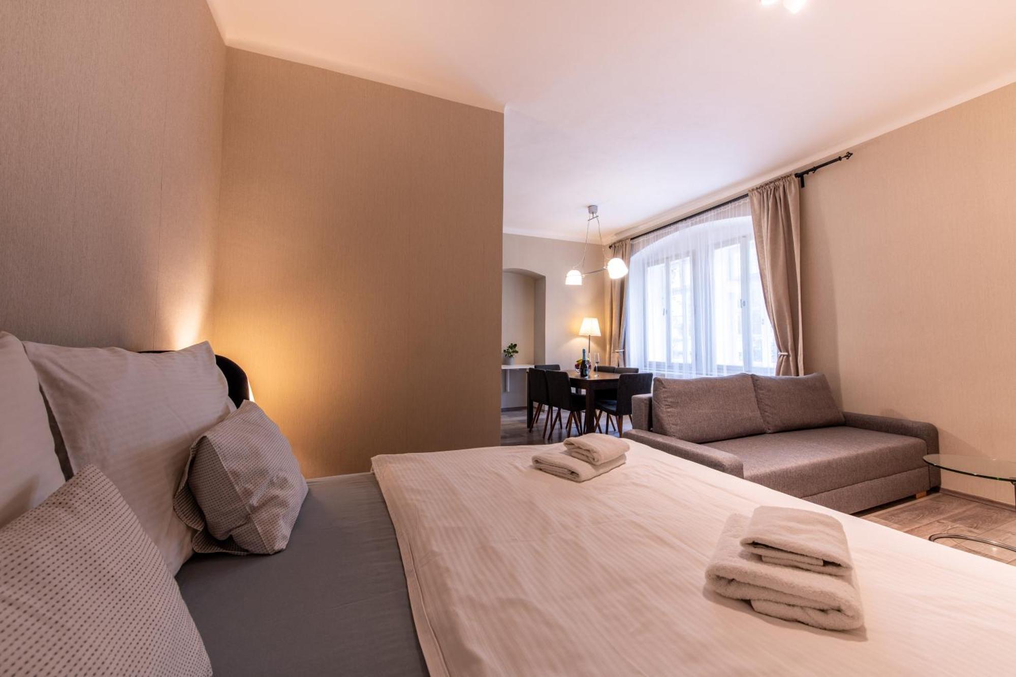 Prague Locals Monastery Apartments Экстерьер фото