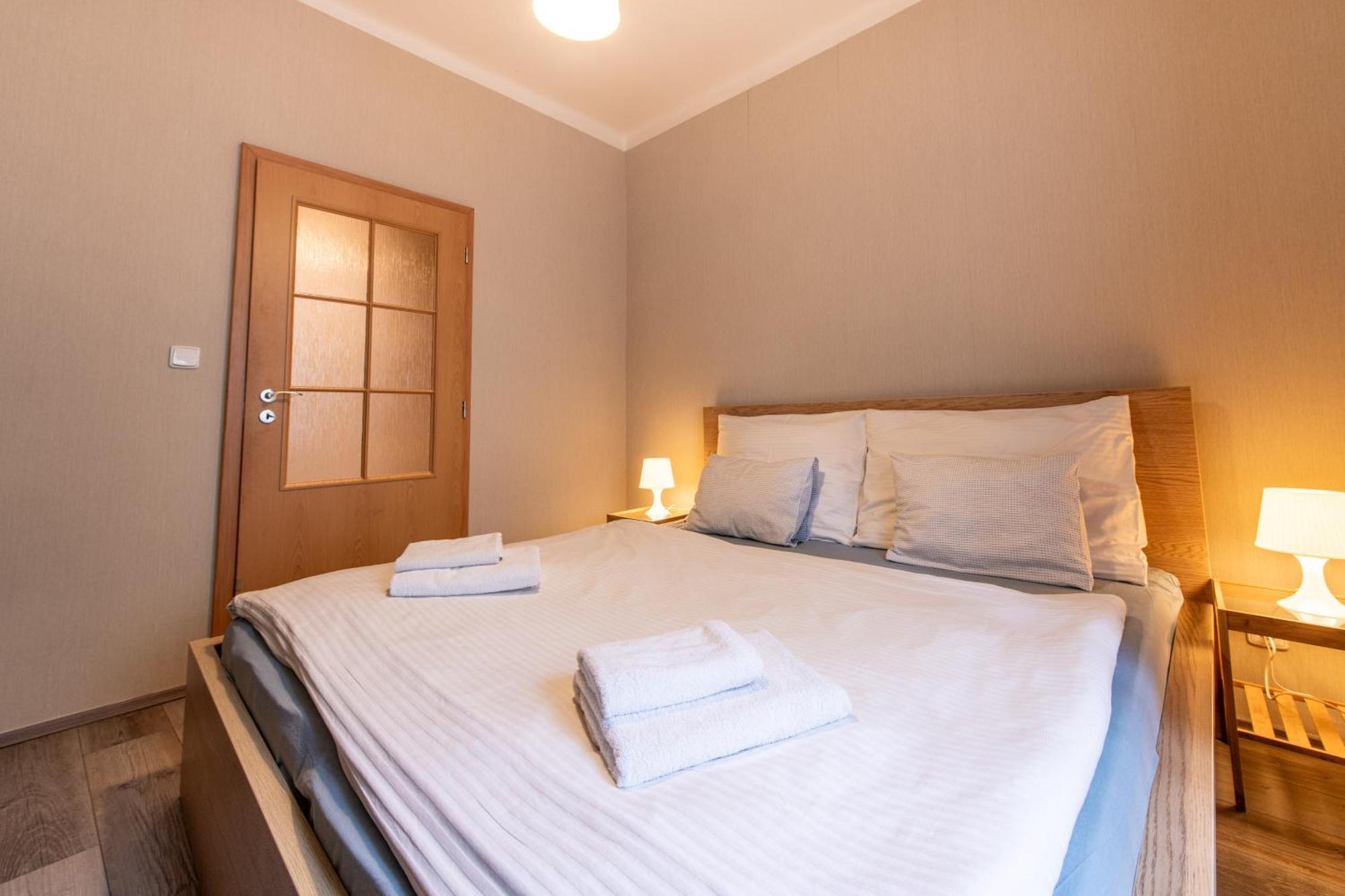 Prague Locals Monastery Apartments Экстерьер фото